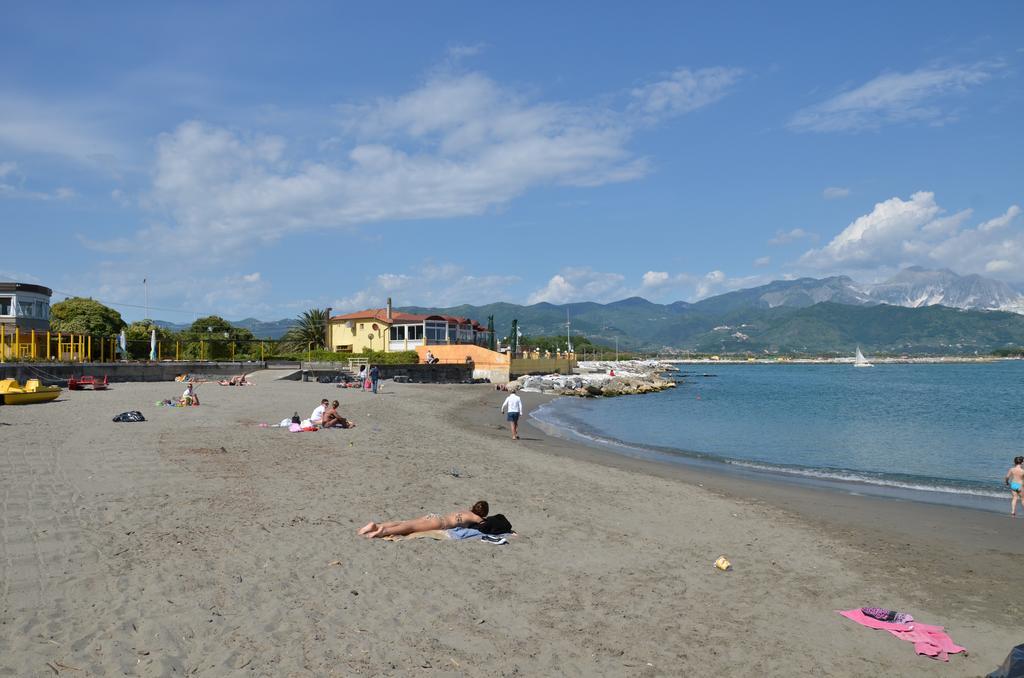 La Perla Del Magra Holidays House Monte Marcello Extérieur photo
